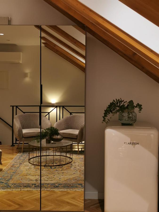 Merla Luxury